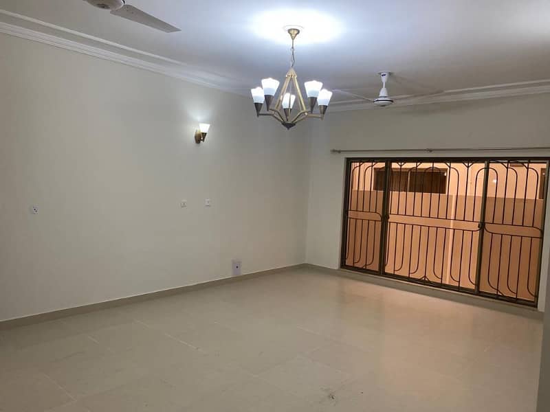 Facing Park 4 Beds Good Looking House For Rent In Sector A Askari 10 5