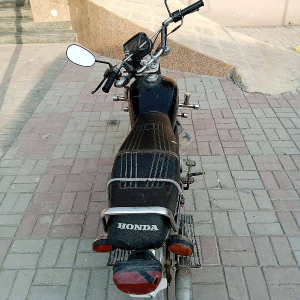 Hero 70 Best Bike one hand used at my own name Rawalpindi number 7