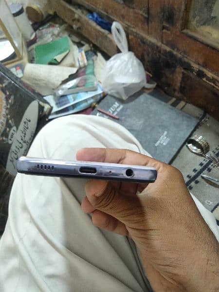 Samsung Galaxy A32 in Excellent Condition for Sale 2