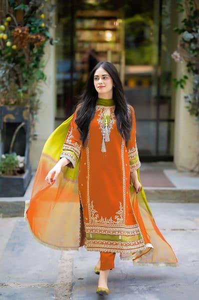 lawn 3 PC suit with bember shifon dupta 2