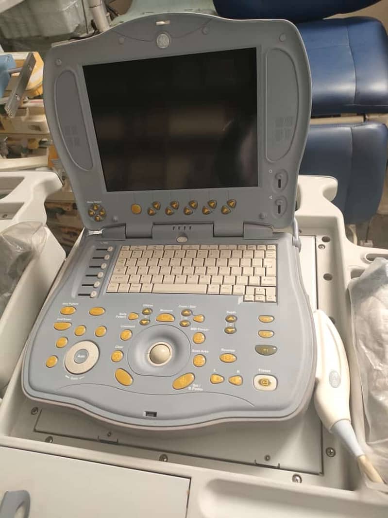 Ultrasound machine available of top brands in refurb and new condition 13