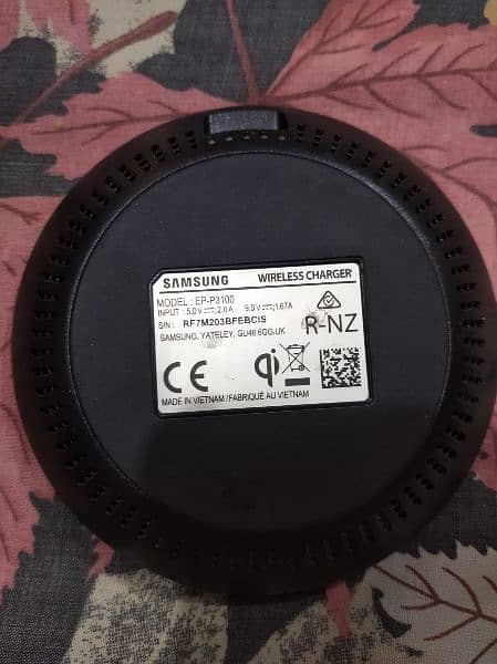 Samsung Wireless Charger 0