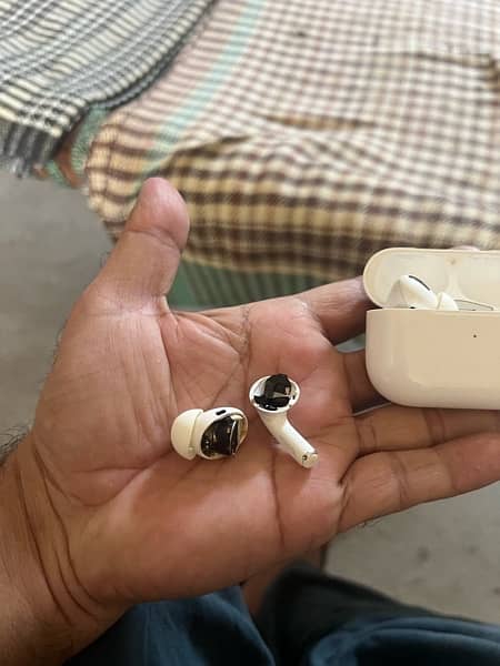 Apple AirPods Pro riginal 03027513053 1