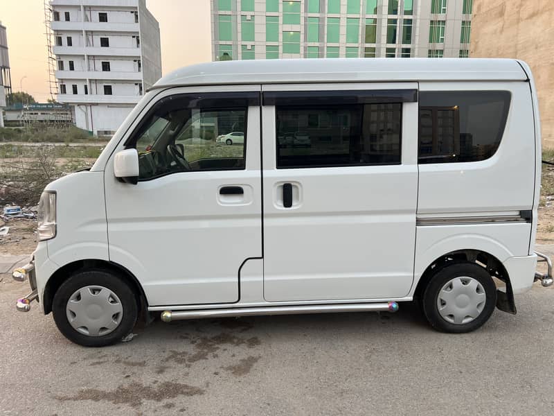 Nissan Clipper Nv 100 2021/2017 1