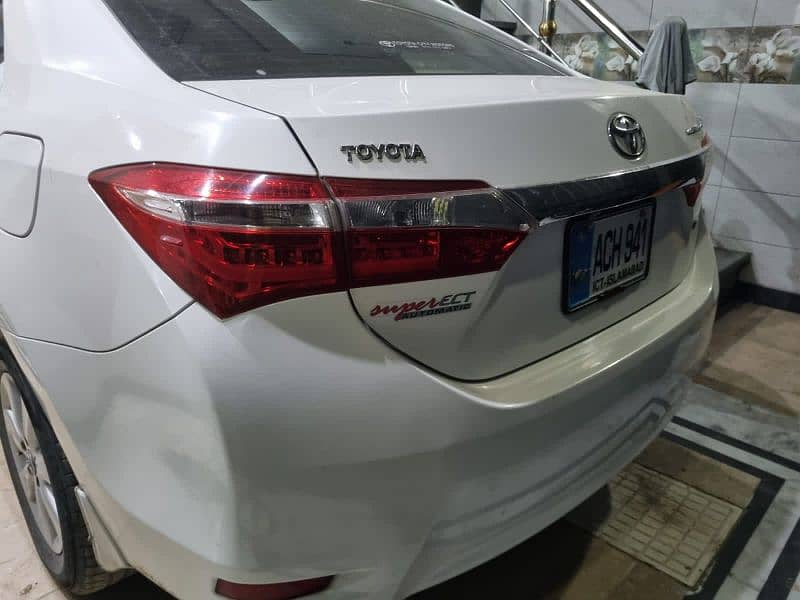 Toyota Altis  1.6 2016 5