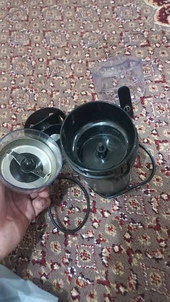 spice grinder and coffee grinder 3