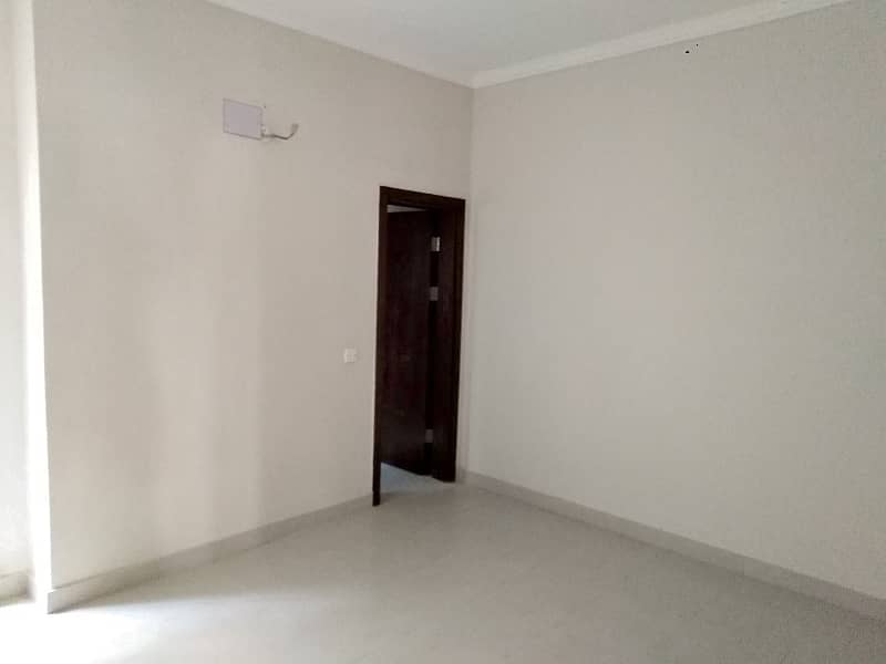 152 SQ YARDS HOUSE FOR SALE PRECINCT-11A Bahria Town Karachi. 20