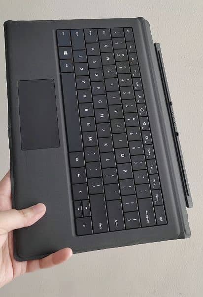 Surface pro 3 (i5-4th gen) Tablet or Laptop 3