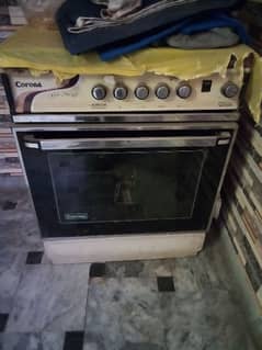cooking range in very good condition,used but 9/10 condition