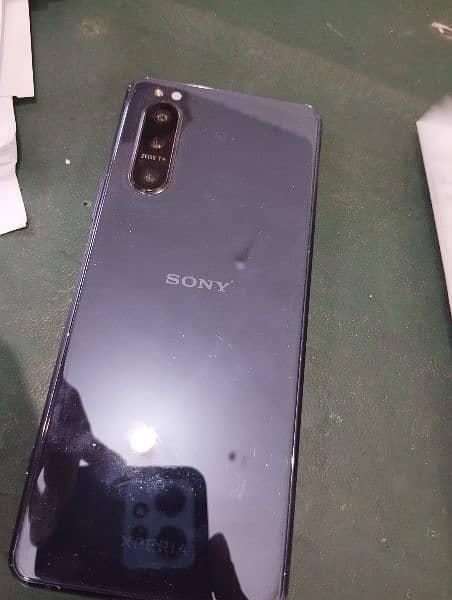 Sony Xperia 5 Mark 2 1