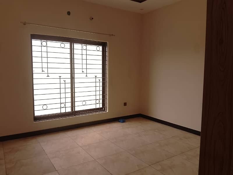 Ideal On Excellent Location House Is Available For sale In Lahore 1