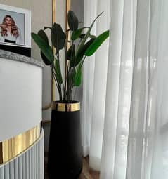 Banana plants planter with golden ring