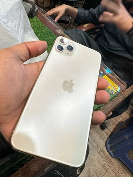 iphone 11 promax 256GB Approved 3