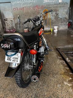 Honda 125 condition new 10000 orignal chla hoa first owner.