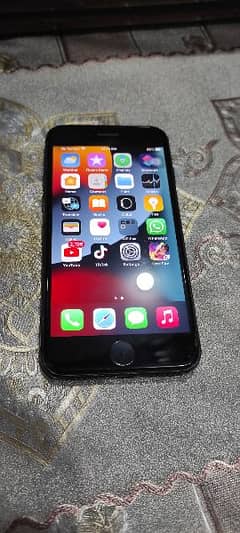 I phone 7 128GB Non pta Water pack 10/10 96% battery health