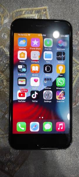 I phone 7 128GB Non pta Water pack 10/10 96% battery health 1