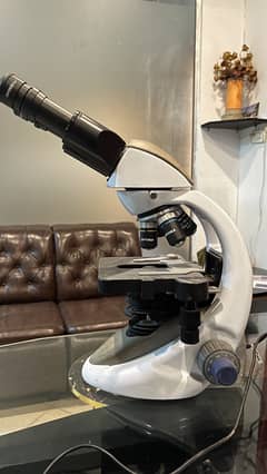 Binocular microscope/ model: B-292/ Made: Optika/ italy