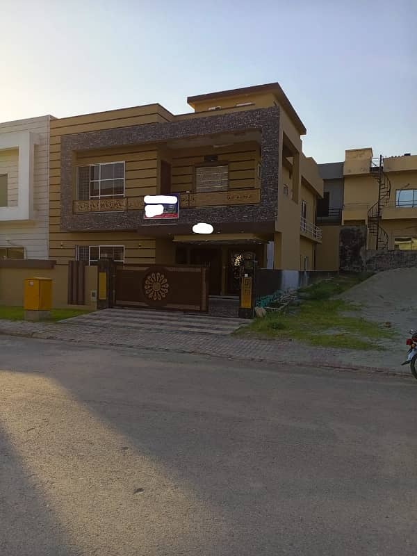 Bahria Town Phase 8 10 Marla Designer House Perfectly Constructed Outstanding Location Near To Masjid Park School And Commercial Are 0