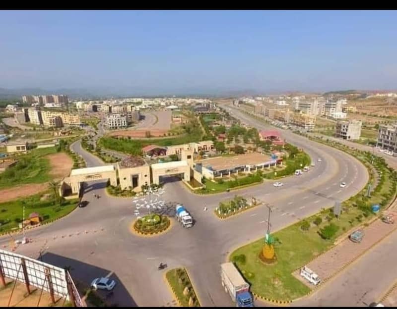 plot for sale in sector B1 size 1 kanal bahria enclave Islamabad 3