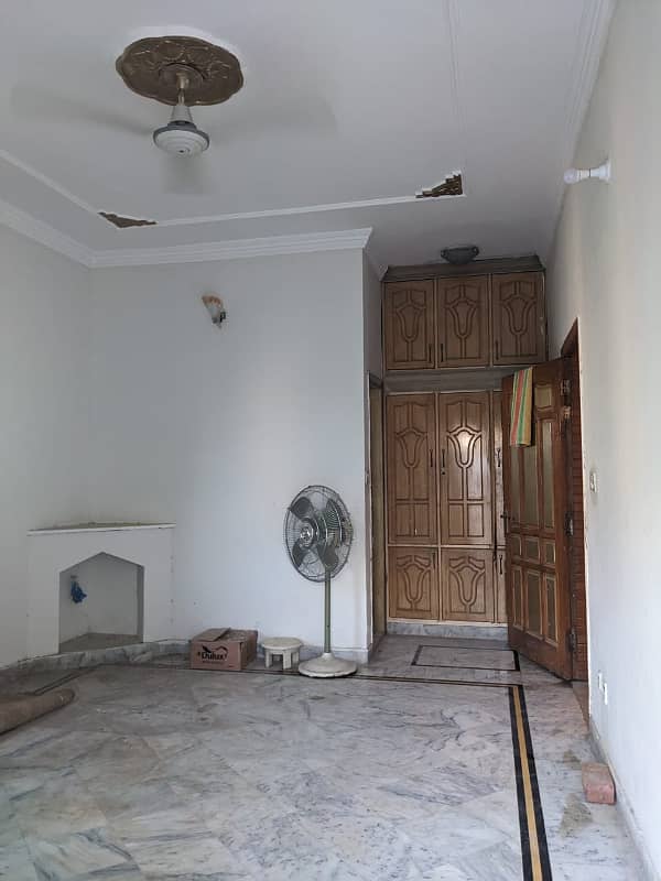 14 Marla Upper Portion For rent in Airport Housing society sector 2 4