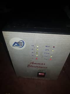 800 waat fully digital ups in 10/10 condition  0310/4790701