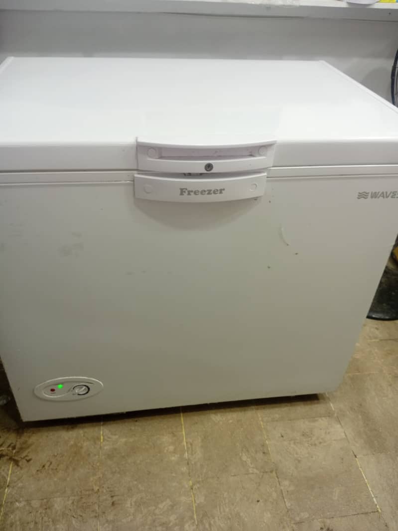 Waves 310 model Freezer 4