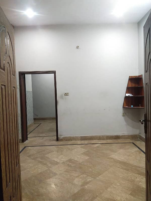 Alnoor Garden Society Boundary Wall Madina Town Canal Road Faisalabad VIP Location 3 Marla Double Story House For Rent 16