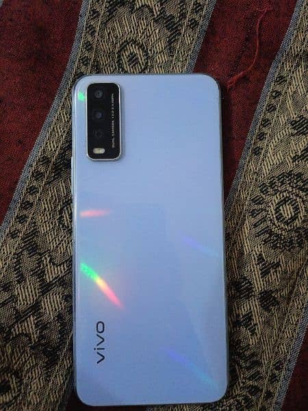 vivo y12A good condition with box and charger 1