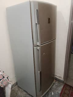 Dawlance Refrigerator Medium Size 0