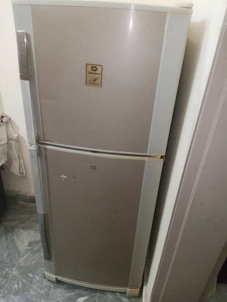 Dawlance Refrigerator Medium Size 2