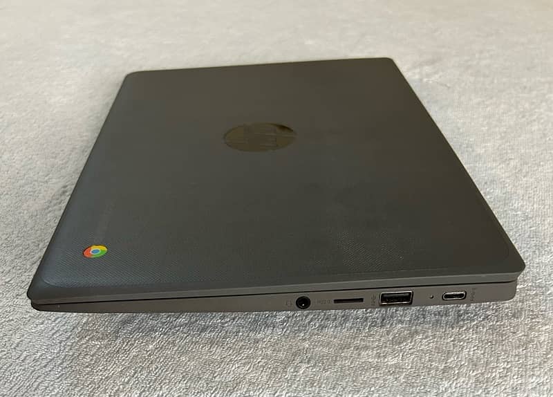 Hp G8ee Chromebook Playstore supported 4/32gb Type C 6