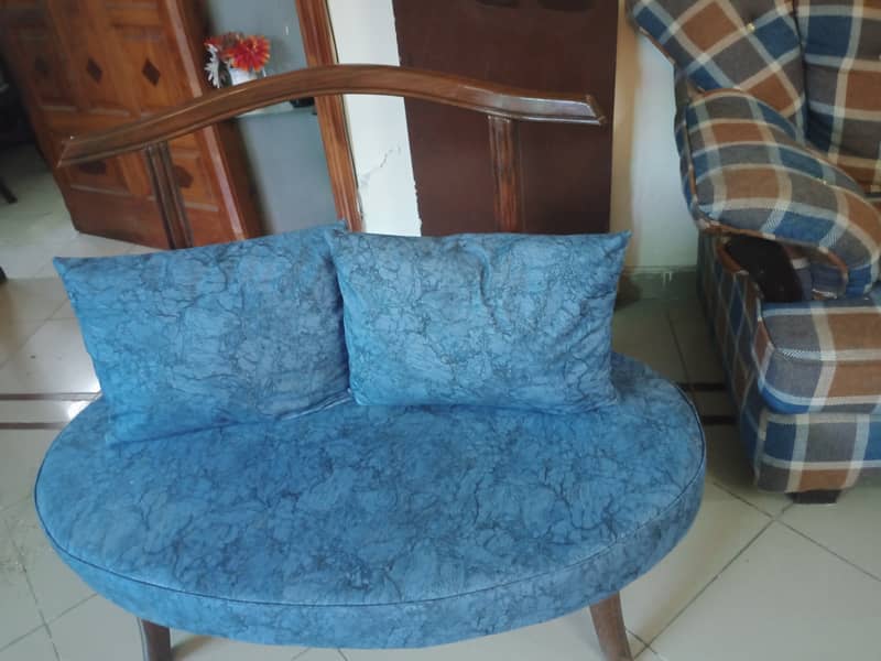 Sofa 2 seater 1