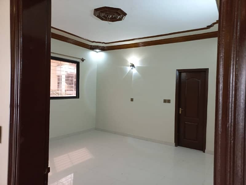 240 Square Yards 2nd Floor Upper Portion For Sale In Gulshan-E-Iqbal Town 13
