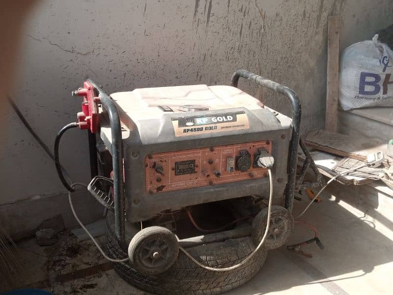 Kp gold generator with battery 1