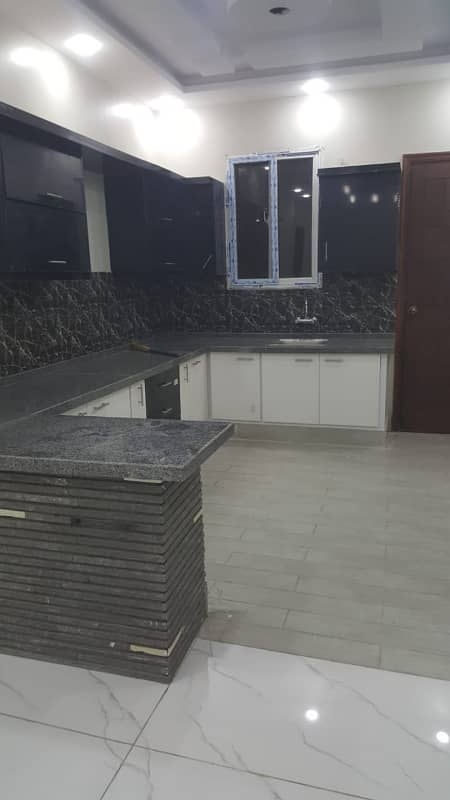 220 Square Yards Upper Portion For Sale In Gulshan-E-Iqbal Town 4