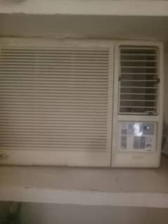 Ac pona ton for sale noting fault all OK