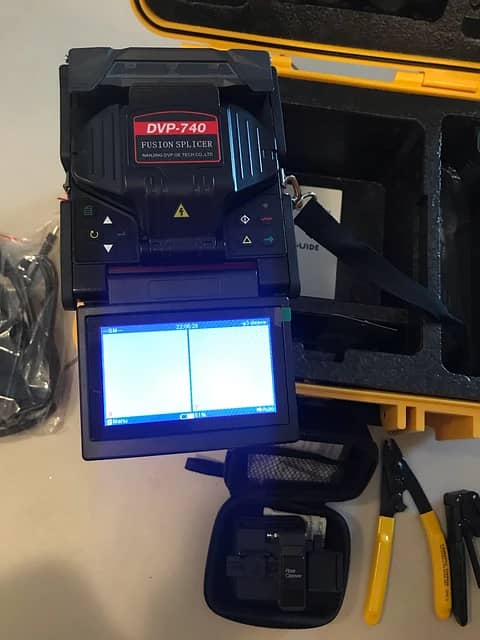 DVP 740 FUSION SPLICER 1