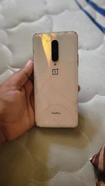 OnePlus 7pro back glass crack 1