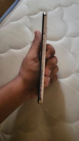 OnePlus 7pro back glass crack 7
