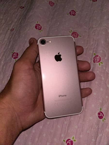 Iphone 7 32gb PTA approved 1