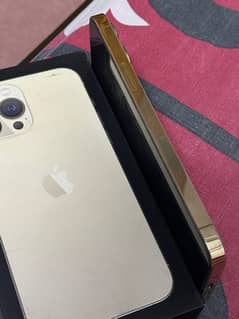 iphone 13 pro max Gold
