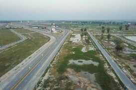 Prime Location 1 Kanal Plot For Sale in 9 Prism DHA Lahore 0