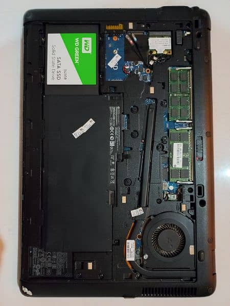 HP EliteBook 850 G1, 16GB Ram/256SSD, 1GB AMD DDR5 Graphics Card 8