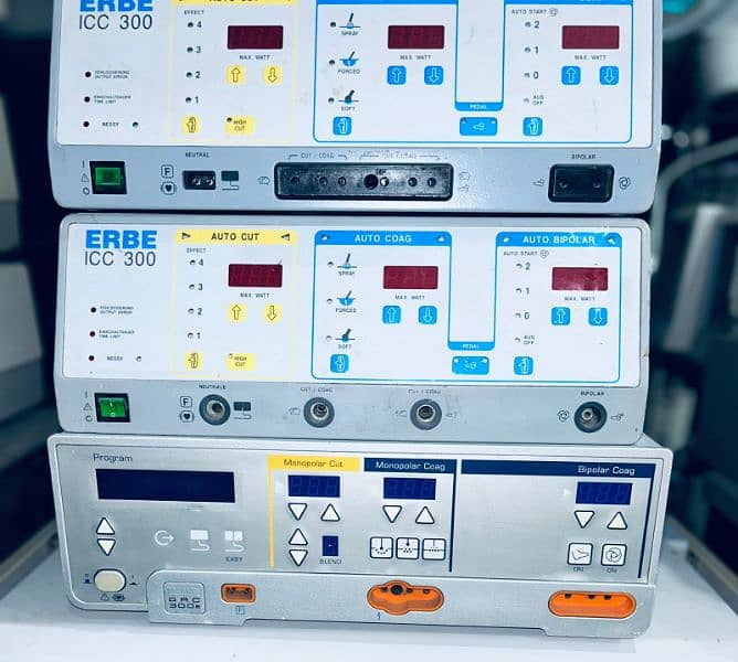 Anesthesia Mechine Ventilator Ot Lights Ecg Defibrillator 11