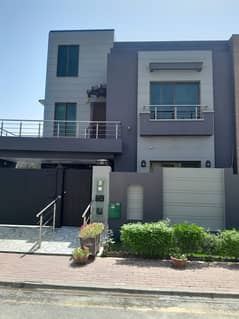 10 Marla Upper Portion Available For Rent In Rafi Block Bahria Town Lahore 0