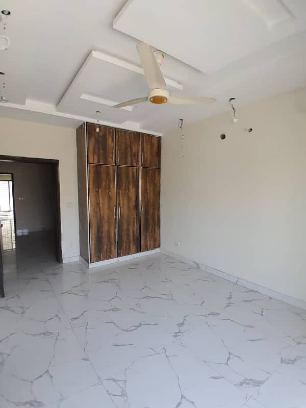 10 Marla Upper Portion Available For Rent In Rafi Block Bahria Town Lahore 6