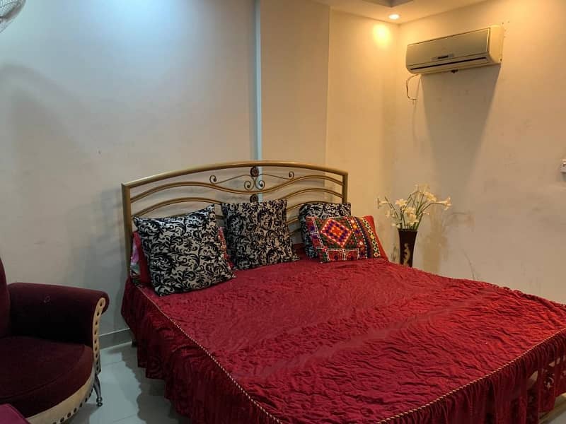 1 bed apartment available for rent in AA block bahria town lahore 3