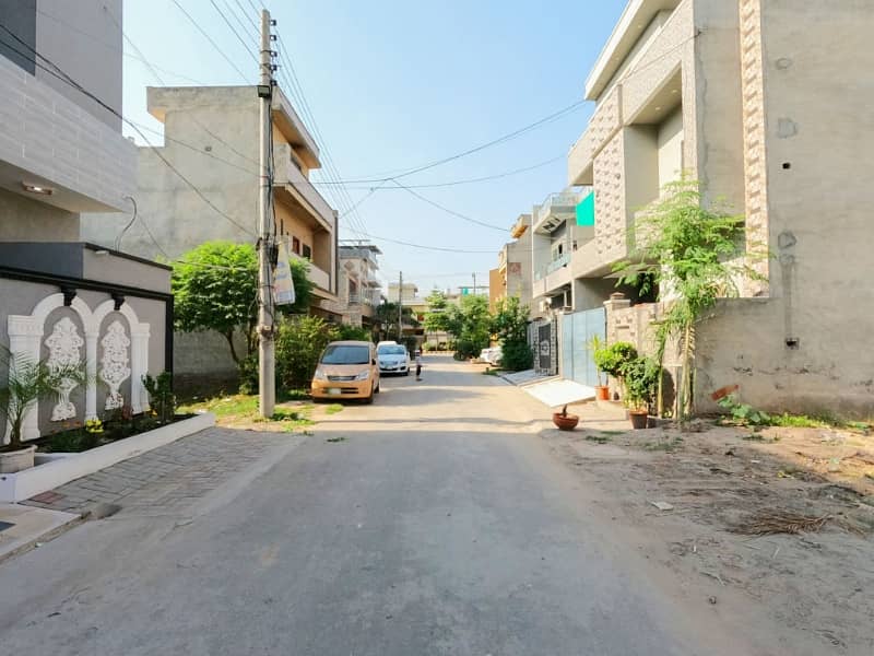 5 Marla House In Central Al Rehman Phase 2 - Block I For sale 5