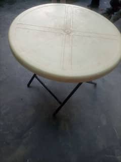urgent sell table