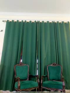 Simple aesthetic coloured (leaf green) chairs with 4 curtains. 0